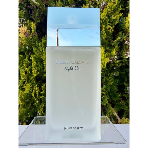 Dolce & Gabbana Light Blue Eau de Toilette Spray 100ml 3.3 Fl. Oz - Picture 4 of 4